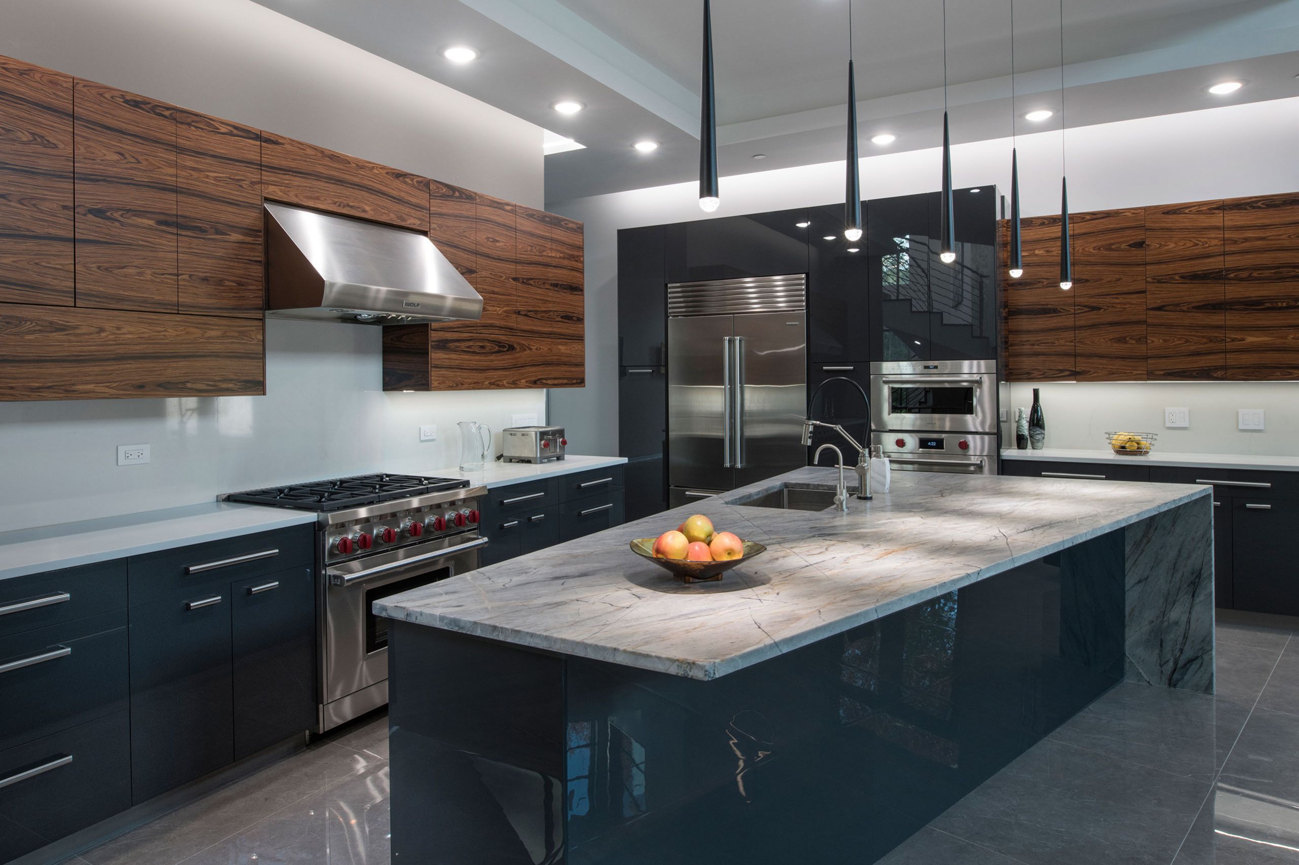 Modern-kitchen-cabinets (1) Custom Kitchen Cabinets and Countertops